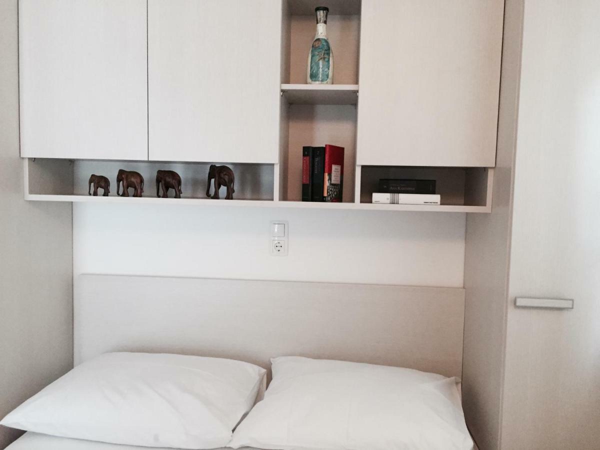 Apartments Leptiric Podstrana Ngoại thất bức ảnh
