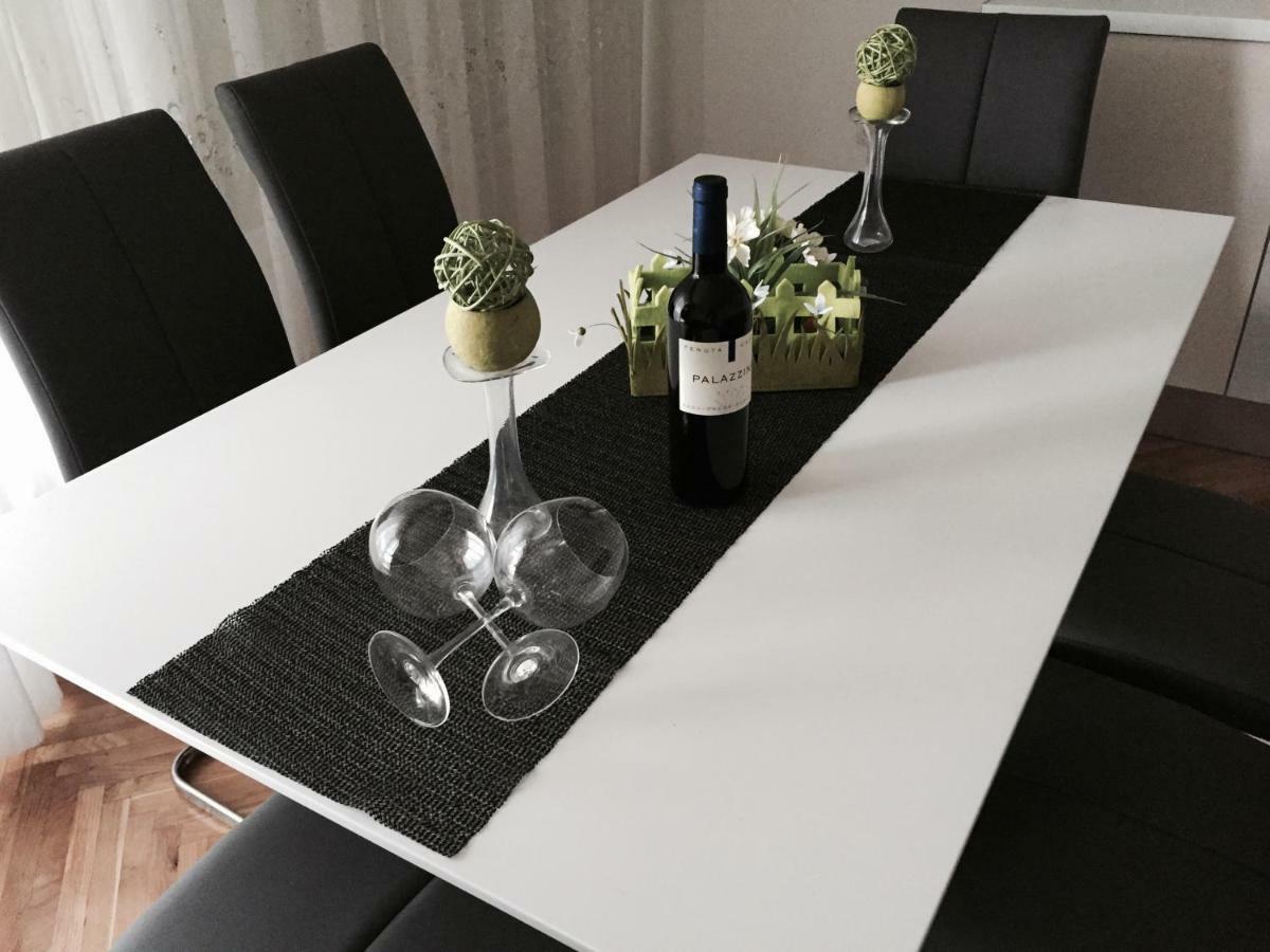 Apartments Leptiric Podstrana Ngoại thất bức ảnh