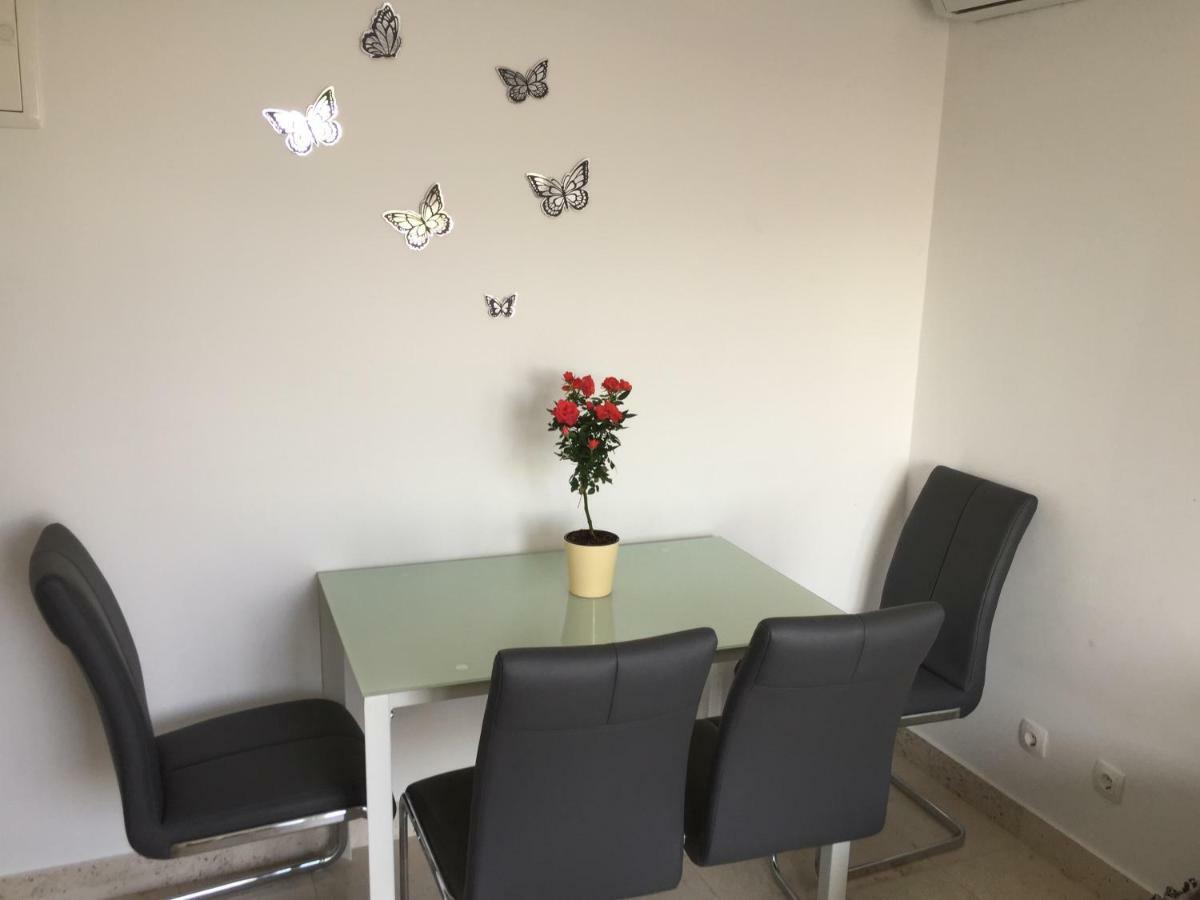 Apartments Leptiric Podstrana Ngoại thất bức ảnh