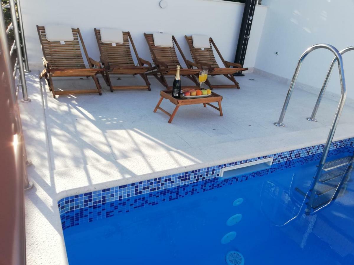 Apartments Leptiric Podstrana Ngoại thất bức ảnh